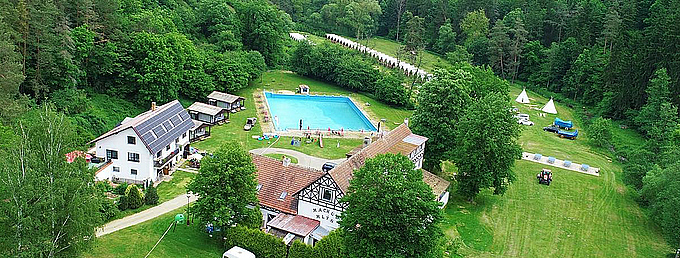 Rekrea�n� st�edisko MACH�V ML�N